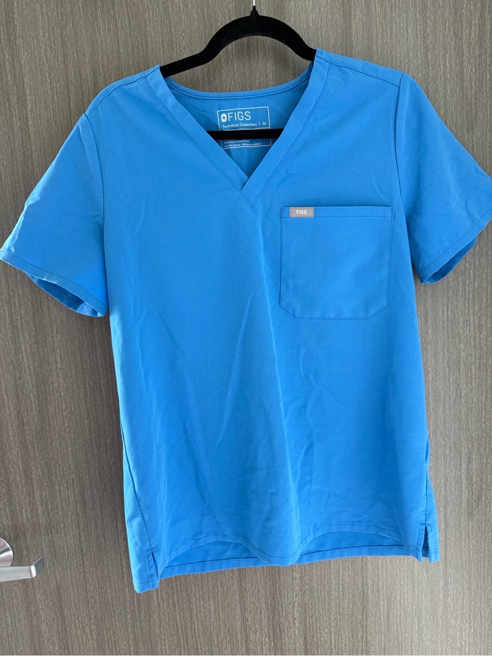 Figs Catarina Scrub Top Size M and Zamora Jogger Size Large (petite) - Picture 2 of 7